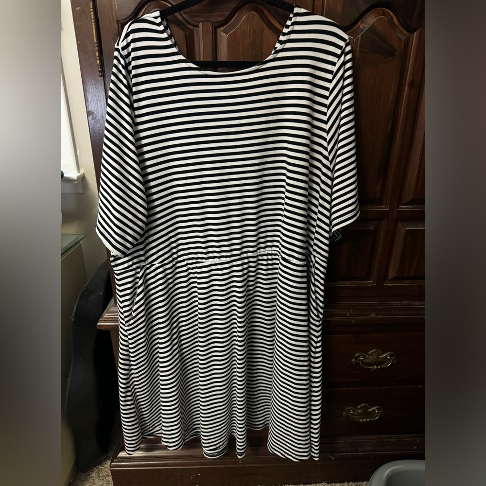 Torrid size 5 dress